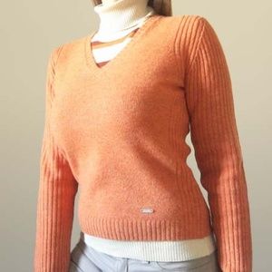 TEN YARDS Retro V-Neck Orange Sweater